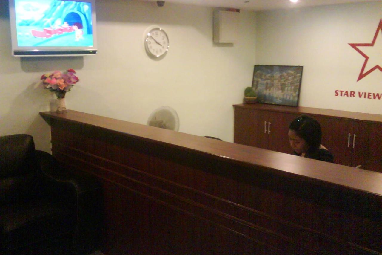Oyo 90021 Star View Hotel Kampong Batu Tiga Bagian luar foto